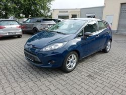 Blau Gebraucht 2009 Ford Fiesta Ambiente Kleinwagen | 1.750 € (Fairer Preis)