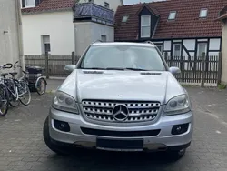 Silber Gebraucht 2007 Mercedes ML280 SUV | 6.700 € (Fairer Preis)