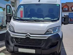 Eisweiss Gebraucht 2024 Citroën Jumper Start Van / Kleinbus | 27.846 € (Fairer Preis)