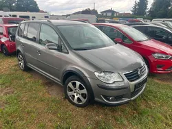 Grau Gebraucht 2009 VW Touran Cross Van / Kleinbus | 6.790 € (Fairer Preis)
