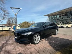 Schwarz Gebraucht 2019 Volvo V90 Momentum Kombi | 13.900 € (Etwas zu teuer)