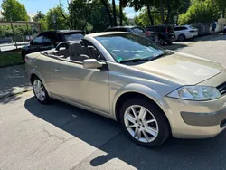 Andere außenfarben Gebraucht 2004 Renault Mégane Cabriolet Authentique Cabrio | 2.690 € (Etwas zu teuer)
