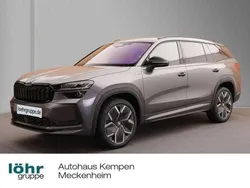 Graphitegrau metallic Neu 2025 Skoda Kodiaq SportLine SUV | 50.990 € (Fairer Preis)
