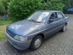 Grau Gebraucht 1991 Ford Orion Limousine | 3.800 €