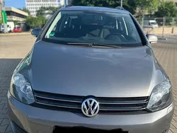 Grau Gebraucht 2009 VW Golf Plus Cross Comfortline Van / Kleinbus | 8.500 € (Etwas zu teuer)