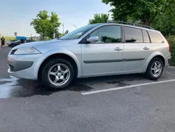 Silber Gebraucht 2007 Renault Mégane GrandTour Kombi | 2.000 € (Fairer Preis)