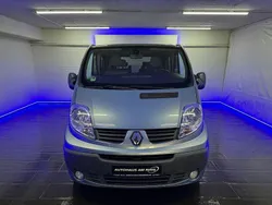 Blau Gebraucht 2007 Renault Trafic Privilege Van | 14.999 € (Teuer)