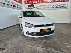 Weiß Gebraucht 2015 VW Polo LOUNGE Kleinwagen | 10.580 € (Fairer Preis)