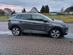 Grau Gebraucht 2018 Opel Grandland X Edition SUV | 12.000 € (Superpreis)