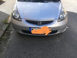 Grau Gebraucht 2006 Honda Jazz Kleinwagen | 1.400 €