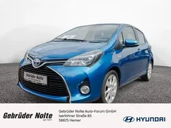Blau Gebraucht 2015 Toyota Yaris Hybrid Kleinwagen | 12.950 € (Etwas zu teuer)