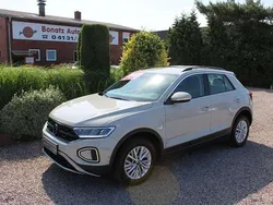 Ascot gray Gebraucht 2024 VW T-Roc Life SUV | 27.380 € (Guter Preis)
