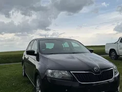 Schwarz Gebraucht 2016 Skoda Rapid Ambition Limousine | 6.999 € (Teuer)