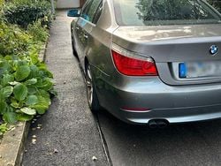 Grau Gebraucht 2008 BMW 523 Limousine | 2.950 € (Superpreis)