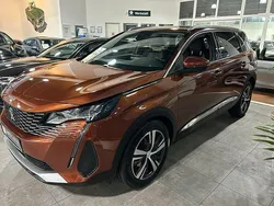 Lackierung cuprite/metallic kl Gebraucht 2021 Peugeot 5008 Allure Van / Kleinbus | 28.950 € (Fairer Preis)