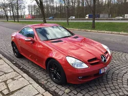 Rot Gebraucht 2005 Mercedes SLK200 Cabrio | 8.000 € (Fairer Preis)