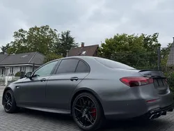 Grau Gebraucht 2022 Mercedes E63S AMG AMG Limousine | 95.500 € (Superpreis)