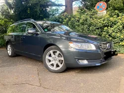 Grau Gebraucht 2014 Volvo V70 Kombi | 9.300 € (Guter Preis)