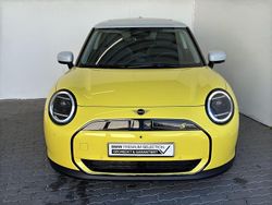 Gelb Gebraucht 2024 Mini Cooper SE Kleinwagen | 32.490 € (Fairer Preis)