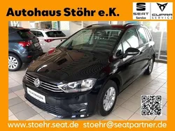 Schwarz Gebraucht 2017 VW Golf Sportsvan Comfortline Van / Kleinbus | 14.450 € (Fairer Preis)