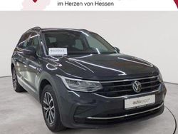 Uranograu Gebraucht 2022 VW Tiguan Life SUV | 21.389 € (Guter Preis)