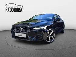 Onyx black / metallic Gebraucht 2024 Volvo S60 Limousine | 31.999 € (Superpreis)