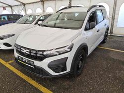Weiß Gebraucht 2024 Dacia Jogger Essentiel Van / Kleinbus | 16.990 € (Guter Preis)