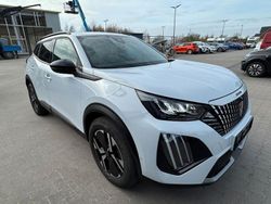 Weiß Gebraucht 2024 Peugeot 2008 Allure SUV | 21.490 € (Guter Preis)