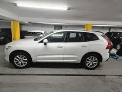 Weiß Gebraucht 2019 Volvo XC60 Momentum SUV | 29.000 € (Guter Preis)