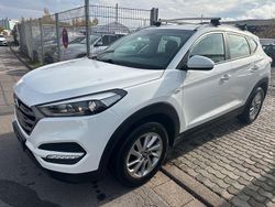 Weiß Gebraucht 2017 Hyundai Tucson GO! SUV | 8.900 € (Superpreis)