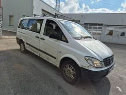 Weiß Gebraucht 2009 Mercedes Vito Van / Kleinbus | 1.750 €