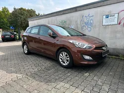 Orange Gebraucht 2013 Hyundai i30 Kombi | 5.999 € (Etwas zu teuer)