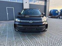 Schwarz Gebraucht 2024 VW Tiguan Life SUV | 29.900 € (Fairer Preis)