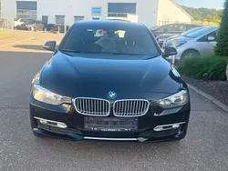 Schwarz Gebraucht 2013 BMW 318 Sport Line Kombi | 8.499 € (Fairer Preis)