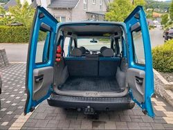 Blau Gebraucht 2002 Opel Combo Van / Kleinbus | 1.250 € (Guter Preis)