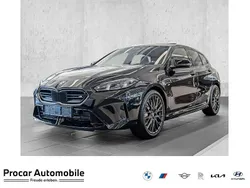 Schwarz Neu 2025 BMW M135 Performance Kleinwagen | 59.990 € (Etwas zu teuer)