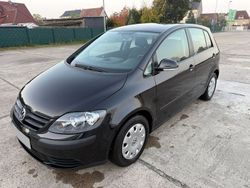 Schwarz Gebraucht 2005 VW Golf Plus Trendline Van / Kleinbus | 5.990 €