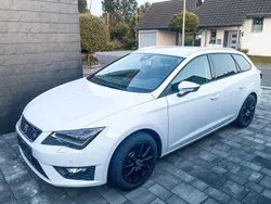 Weiß Gebraucht 2015 Seat Leon ST FR Kombi | 8.950 € (Superpreis)