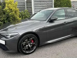Grau Gebraucht 2019 Alfa Romeo Giulia Ti Limousine | 30.952 €