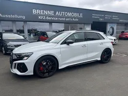 Weiß Gebraucht 2024 Audi RS3 Sportback Sport Kleinwagen | 57.900 € (Fairer Preis)