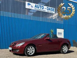 Rot Gebraucht 2008 Mercedes SLK200 Cabrio | 8.490 € (Fairer Preis)