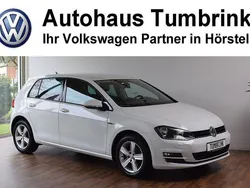 Pure white Gebraucht 2015 VW Golf VII LOUNGE Limousine | 11.980 € (Fairer Preis)