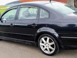 Schwarz Gebraucht 1997 VW Passat Limousine | 1.550 € (Fairer Preis)