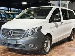 Weiß Gebraucht 2017 Mercedes Vito Van / Kleinbus | 29.900 € (Teuer)