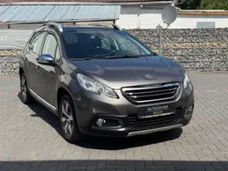 Grau Gebraucht 2014 Peugeot 2008 SUV | 5.999 € (Fairer Preis)