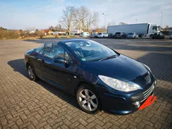 Blau Gebraucht 2007 Peugeot 307 CC Cabrio | 2.449 € (Etwas zu teuer)