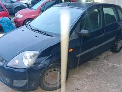 Blau Gebraucht 2007 Ford Fiesta Kleinwagen | 1.500 € (Fairer Preis)