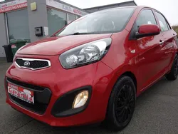 Rot Gebraucht 2014 Kia Picanto FIFA World Cup Edition Kleinwagen | 6.690 € (Fairer Preis)