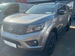 Grau Gebraucht 2021 Nissan Navara N-Guard Abholung | 36.990 € (Teuer)