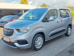 Grau Gebraucht 2020 Opel Combo Life Edition Van / Kleinbus | 10.790 € (Superpreis)